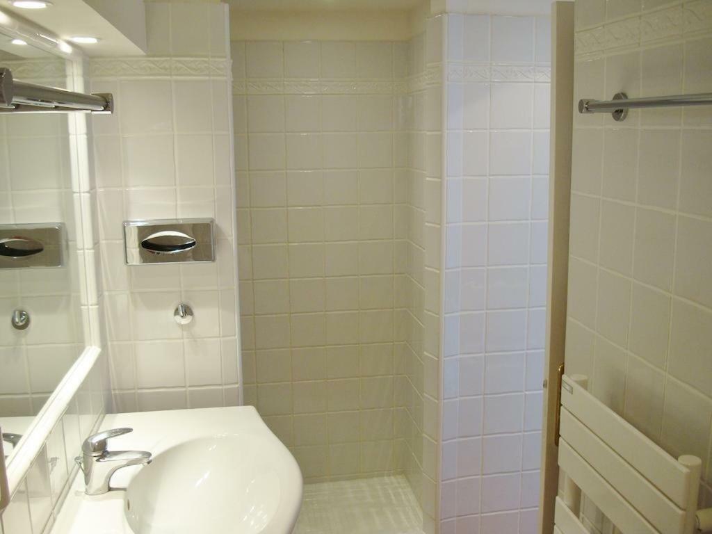 Apartament Les Terrasses Bormes-les-Mimosas Zewnętrze zdjęcie
